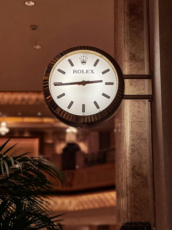 Timeless luxury: explore stunning rolex-style wall clocks